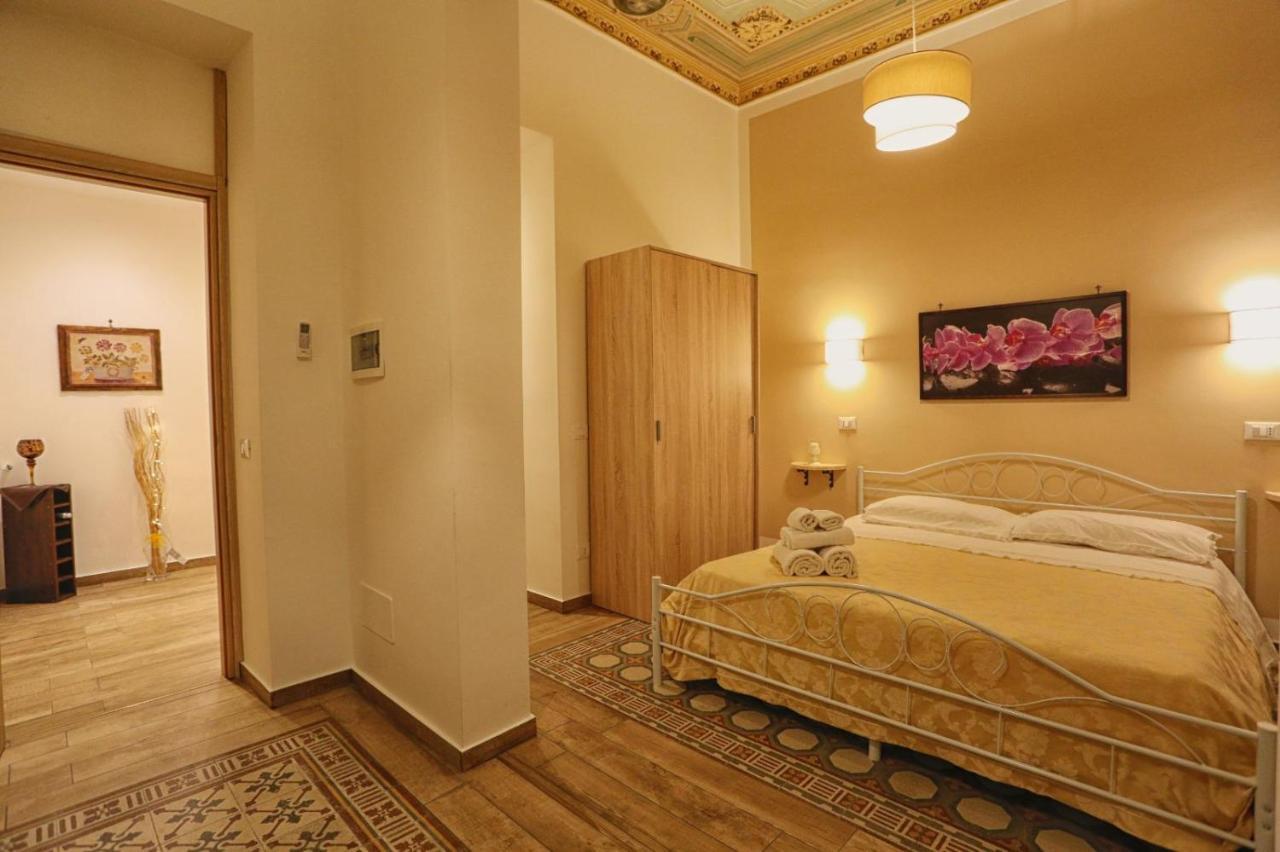 Deluxe Room,1031824114:JPEG